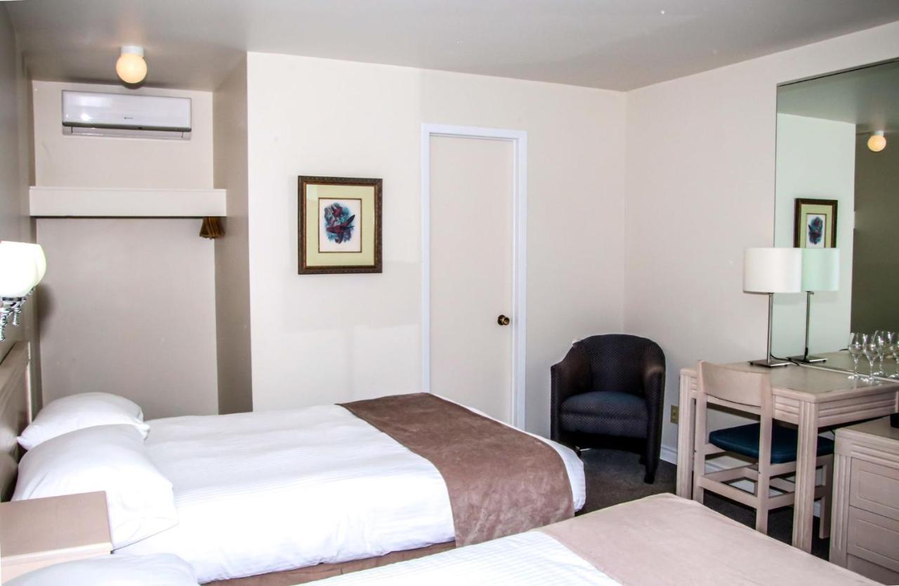 Hotel Les Trois Soeurs Персе Екстериор снимка